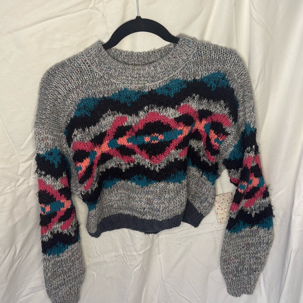 Free People Sweater brand new with tag